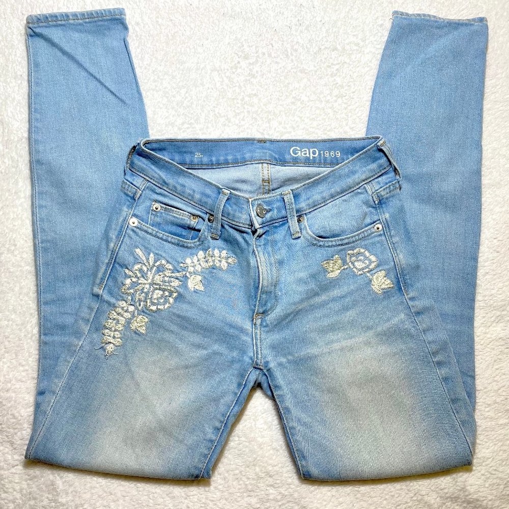 GAP Embroidered Light-wash Straight Jeans (Size 25)
